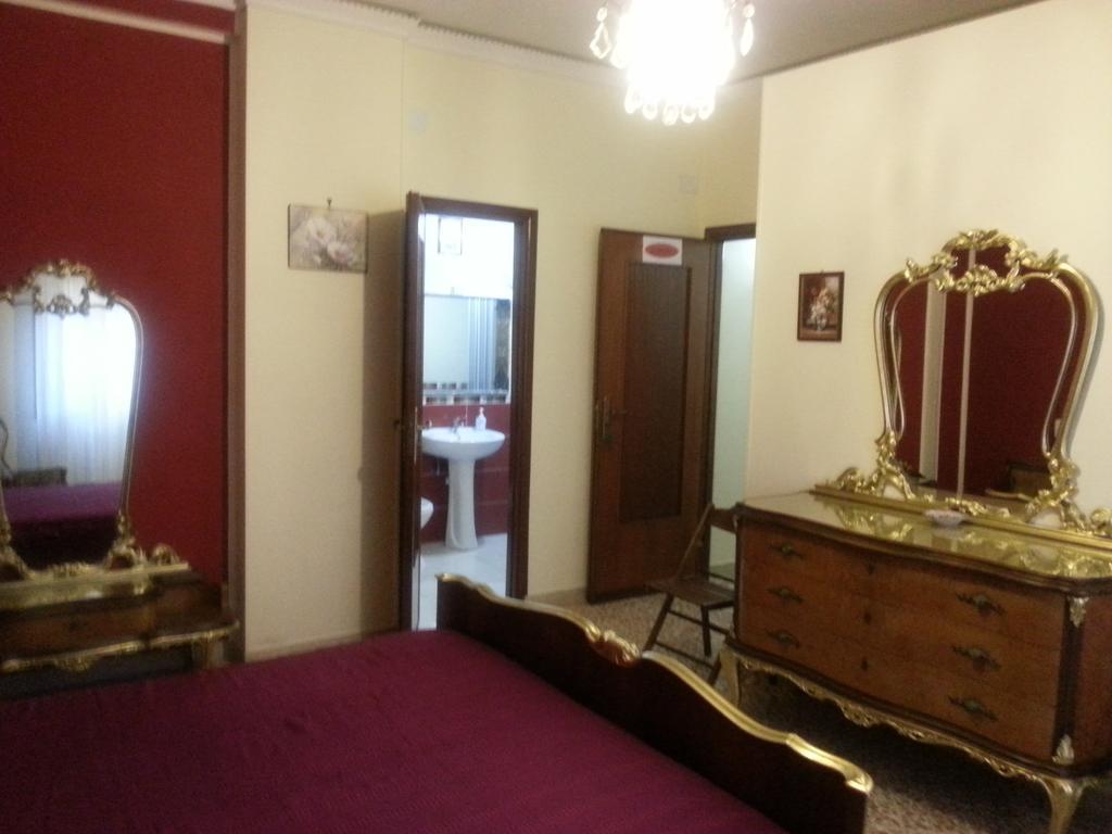 B&B Intrabartolo Trapani Habitación foto